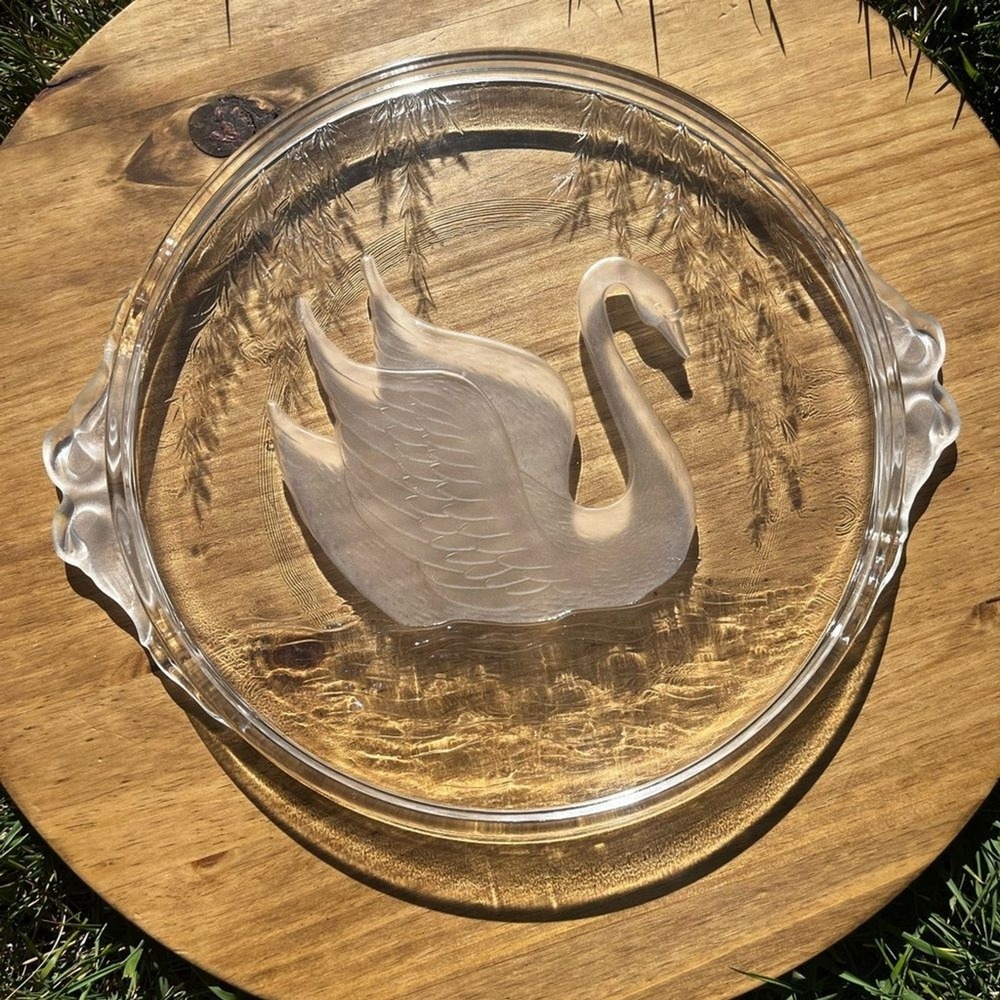 Vintage Smith Swan Platter Serving Tray Round‎ Clear Glass Etched
